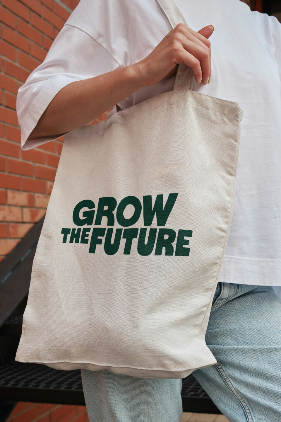 Grow the Future, tygkasse